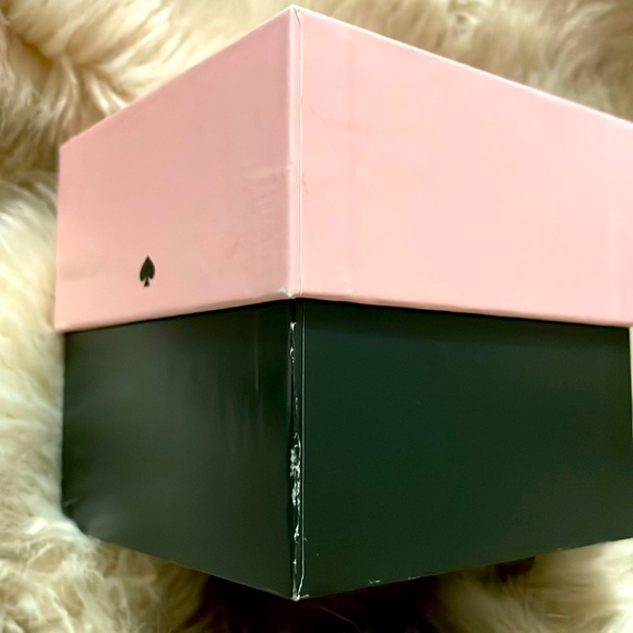 🐾Kate Spade® Super Adorable and Gorgeous 🐾French Bull Terrier🐾
Watch🐾 main image 2